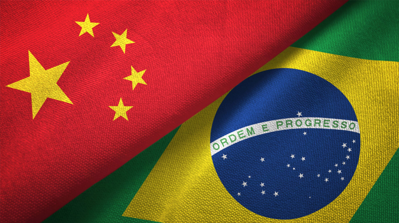 Bandeiras China e Brasil